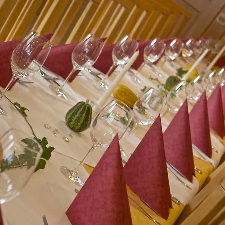 Gasthof-hotel Zur Linde Hotel 3*